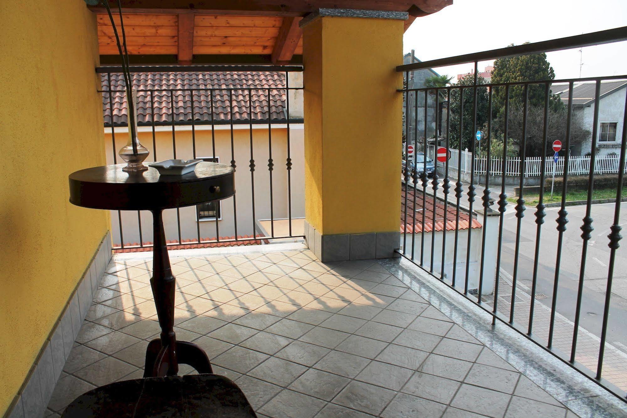 B&B Villa Milano By Rhospitality It Cornaredo Exterior photo