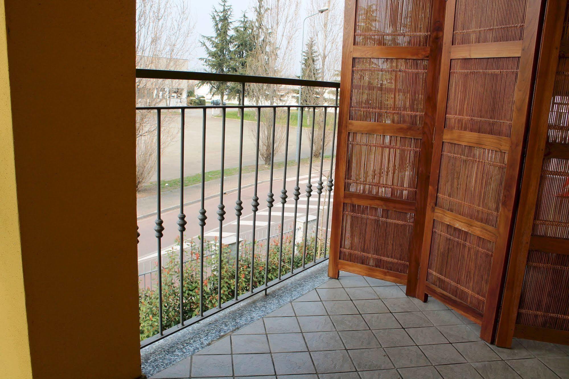 B&B Villa Milano By Rhospitality It Cornaredo Exterior photo